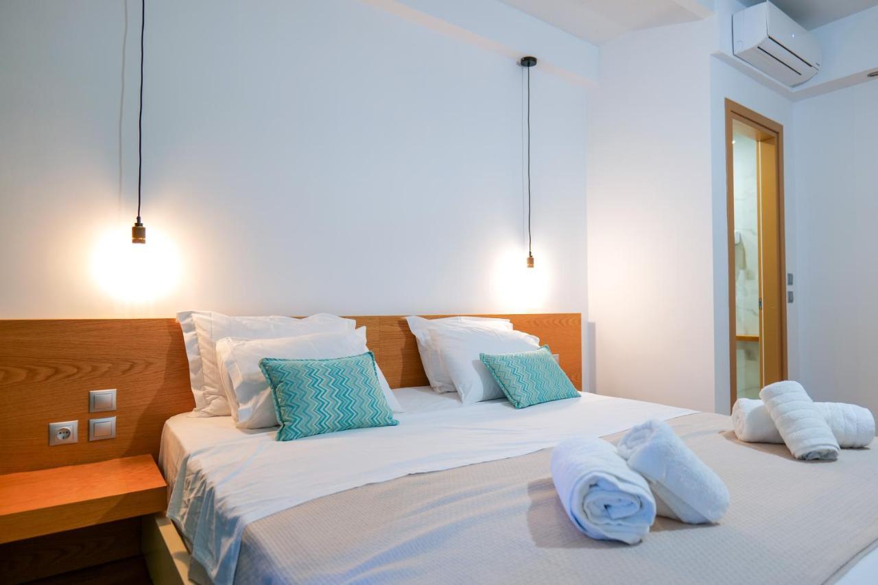 Royal 1967 Bed & Breakfast Himare Exterior foto