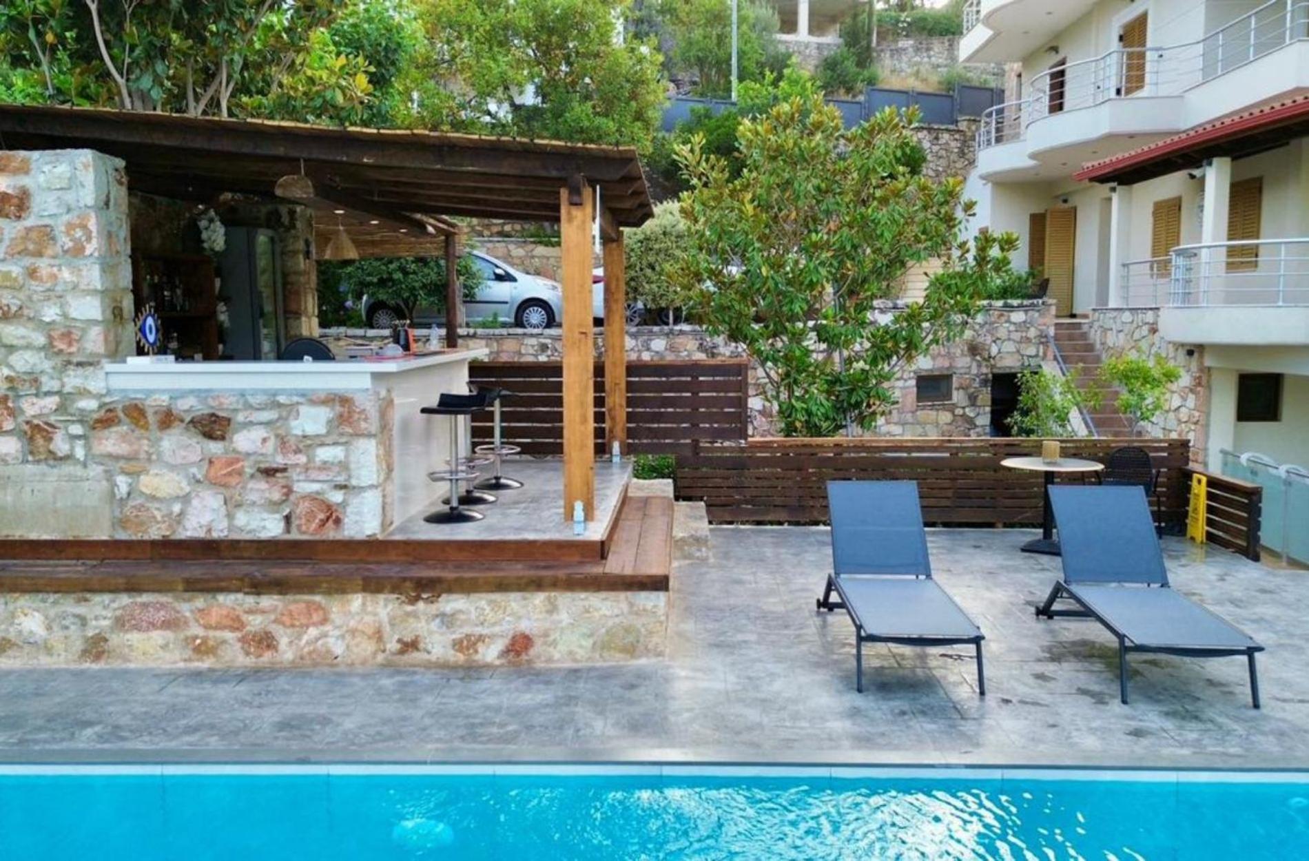 Royal 1967 Bed & Breakfast Himare Exterior foto